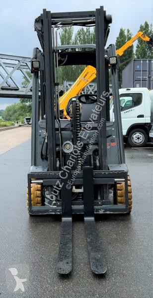 Chariot élévateur Linde  E16-02