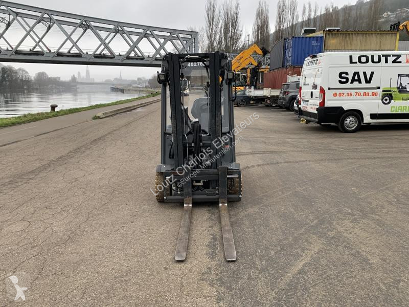 Chariot élévateur Linde  E18-02