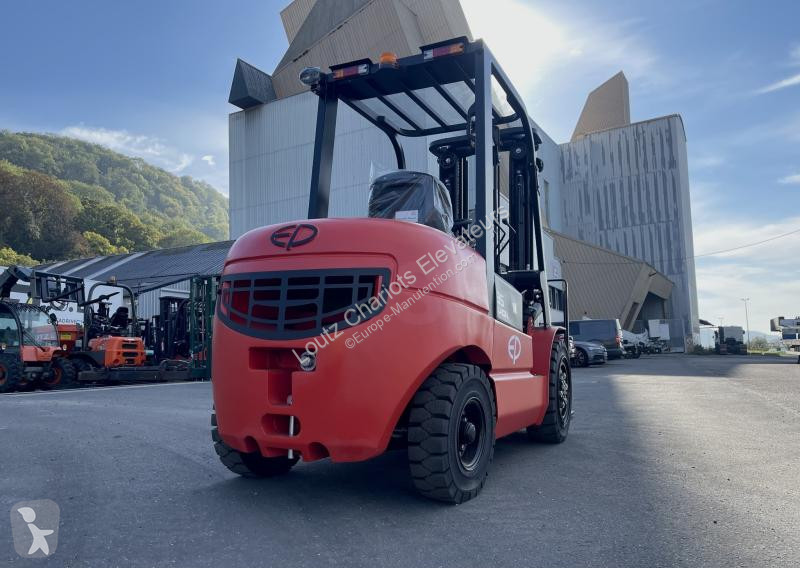 Stivuitor   EFL352