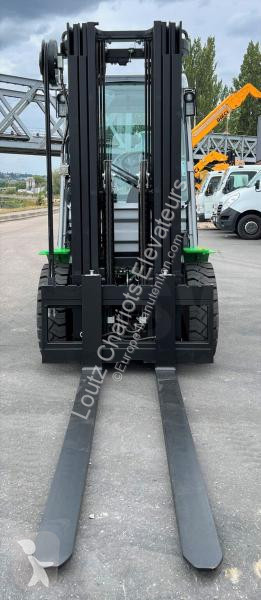 Stivuitor Cesab  CESAB M330H DV