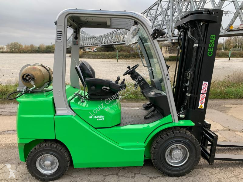 Chariot élévateur Cesab  M325H-GV