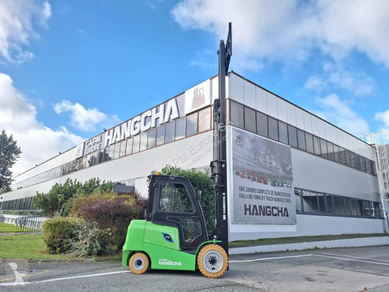 Teleskopický manipulátor Hangcha  AE30-I