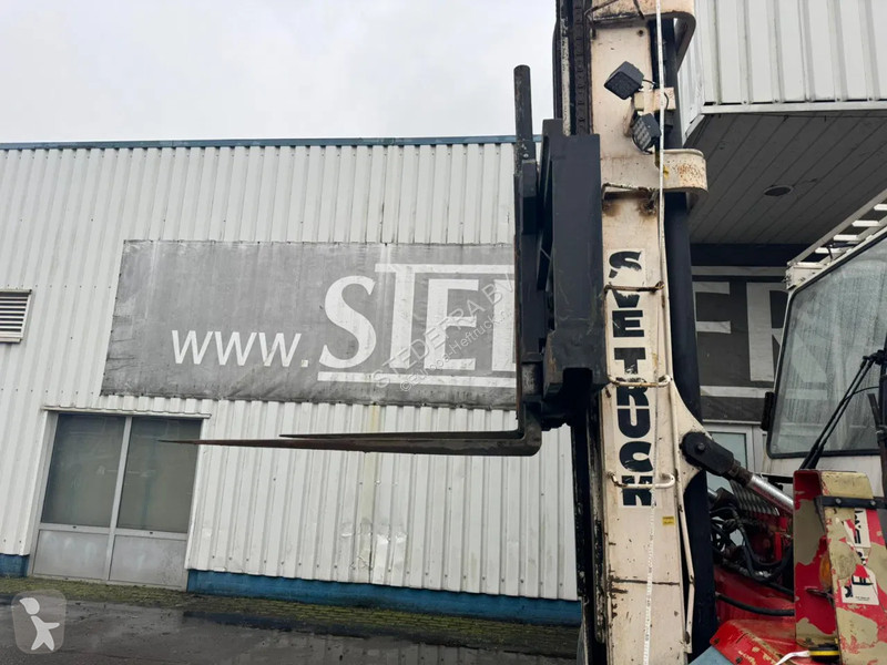 Heftruck Svetruck 860-28 Pneumatic Tire Forklift