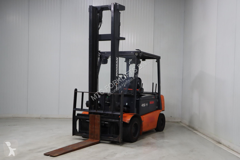 Stivuitor Doosan B45X-5