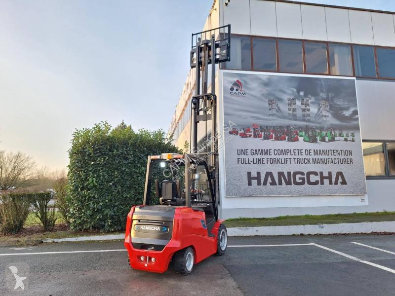 Teleskopický manipulátor Hangcha  AE35