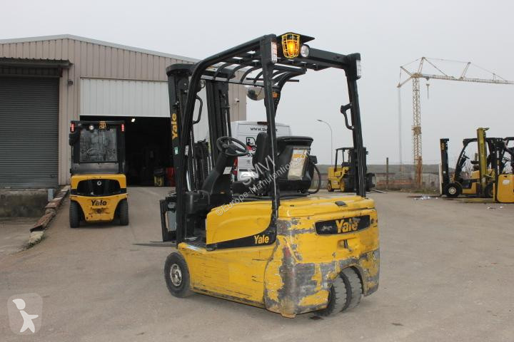 Chariot élévateur Yale  ERP16VT