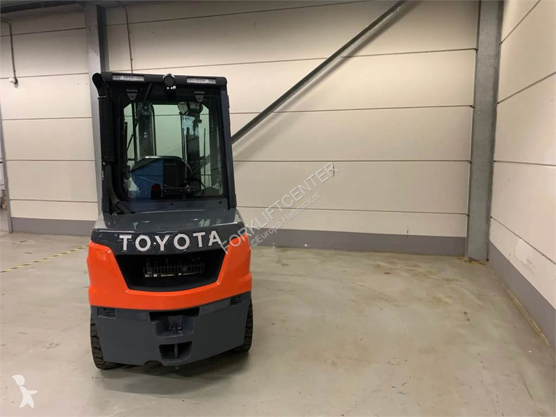 Heftruck Toyota 52-8FDJF35