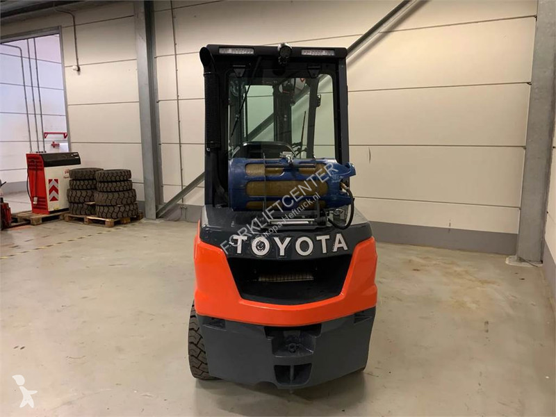 Heftruck Toyota 02-8FGJF35