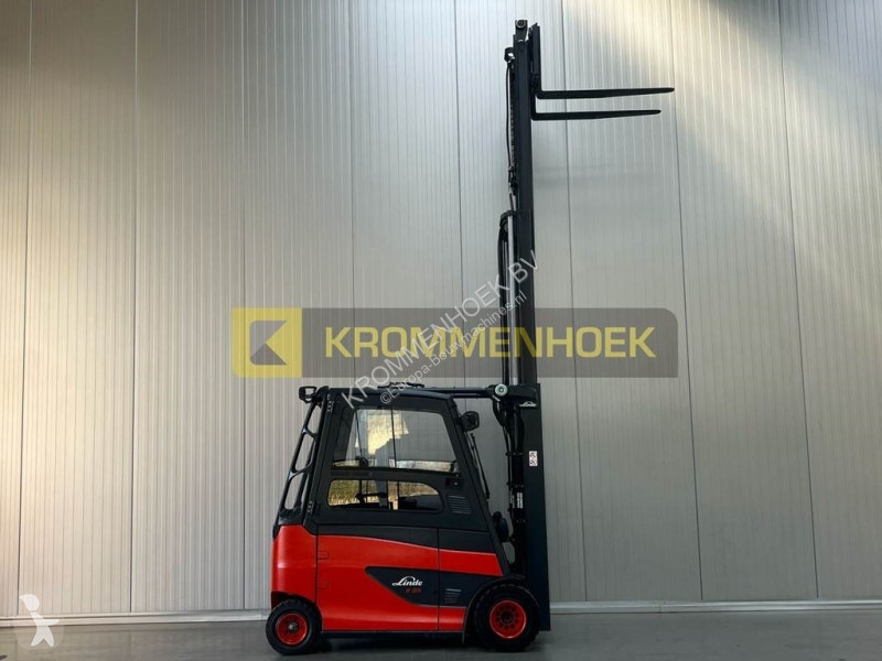 Teleskopický manipulátor Linde E 35 HL-01