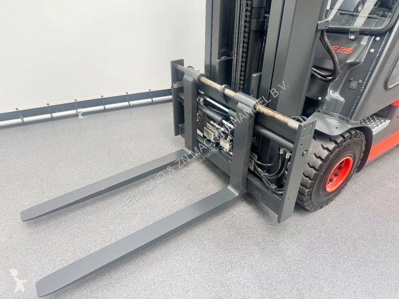 Heftruck Linde 387 E 25 L-01 inclusief nieuwe...