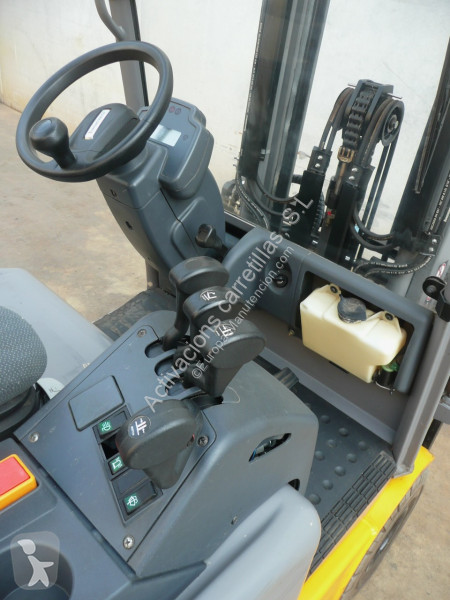 Carrello elevatore Jungheinrich 330 ZZ