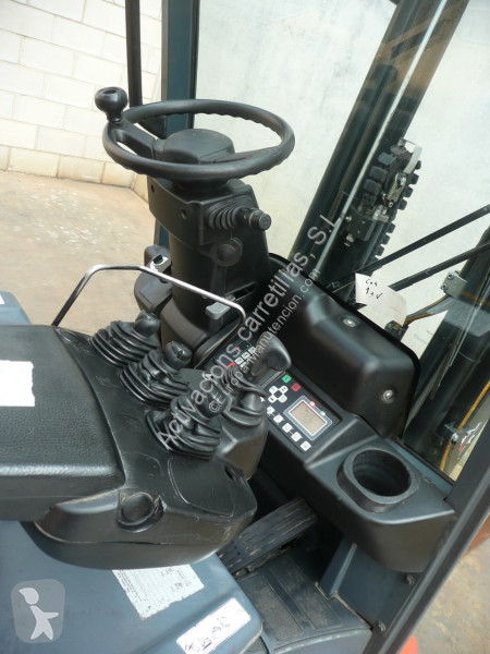 Teleskopický manipulátor Toyota 8FBE16T
