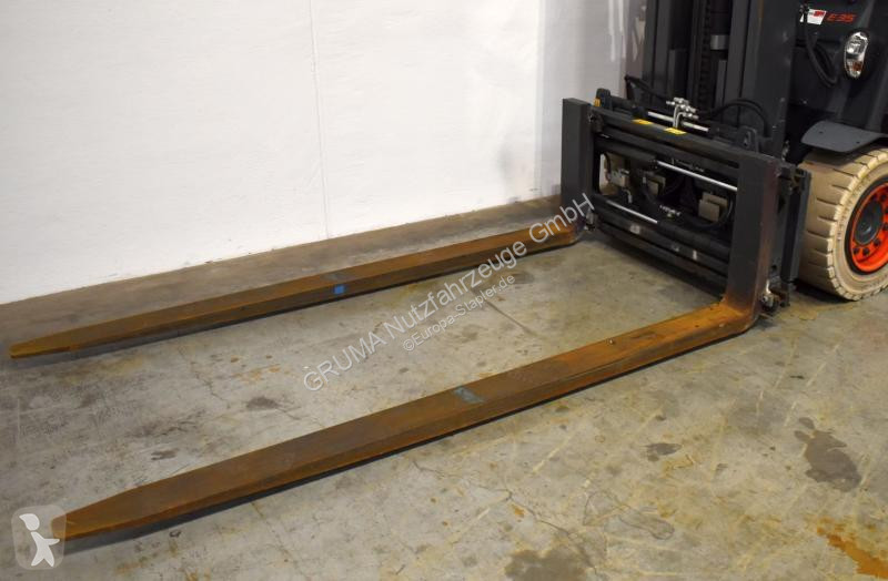 Teleskopický manipulátor Linde  E 35/600 H 388