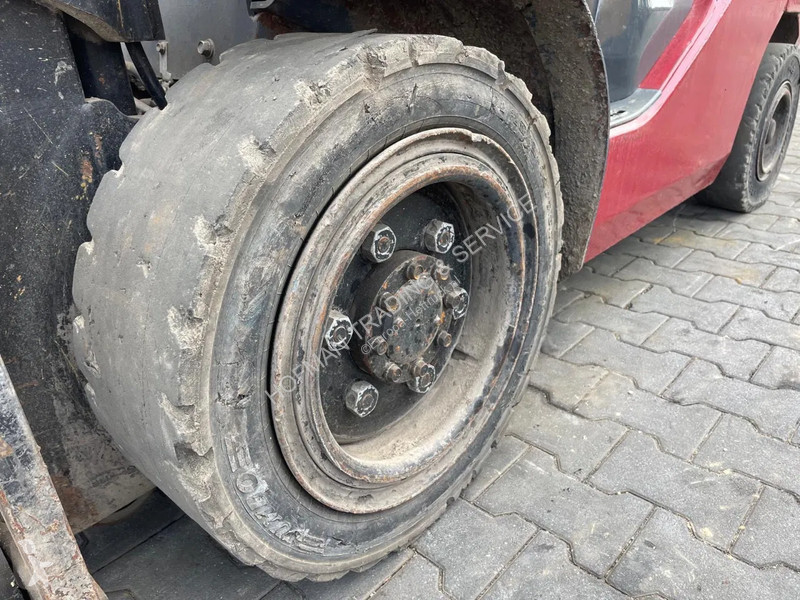 رافعة شوكية Toyota 02-8DF30