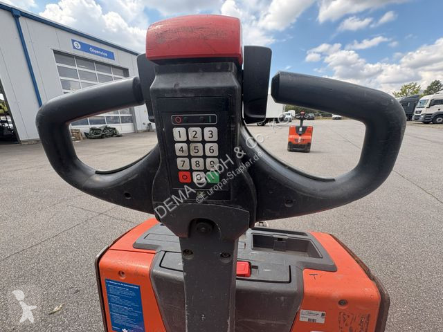 Teleskopický manipulátor BT (Toyota...
