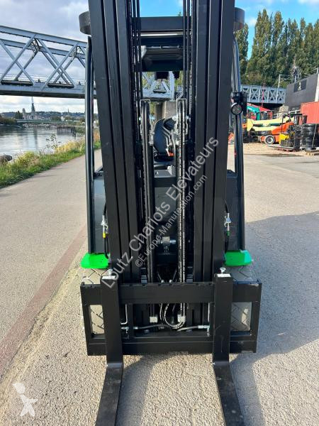 Chariot élévateur Cesab  B630II
