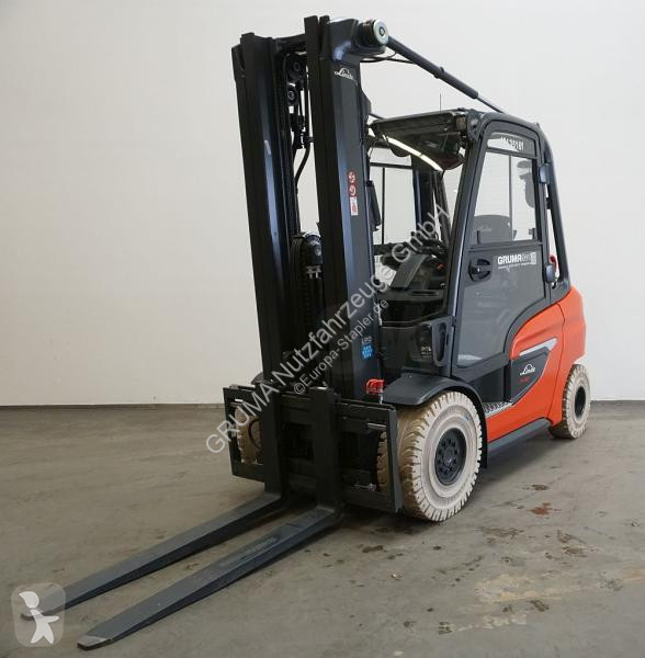 رافعة شوكية Linde 1202