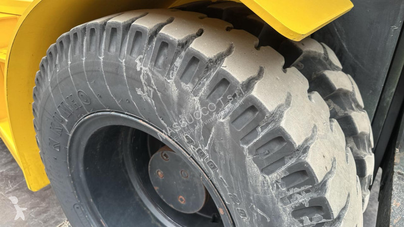 رافعة شوكية Hyundai 80D-7E