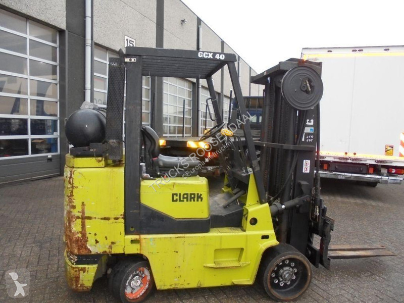 Vysokozdvižný vozík Clark GCX 40 + LPG