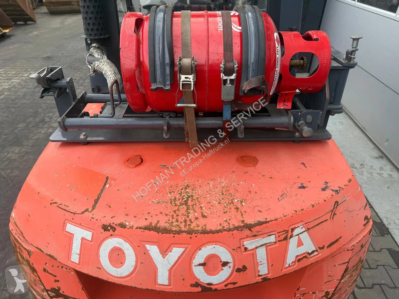 Vysokozdvižný vozík Toyota 02-FG45