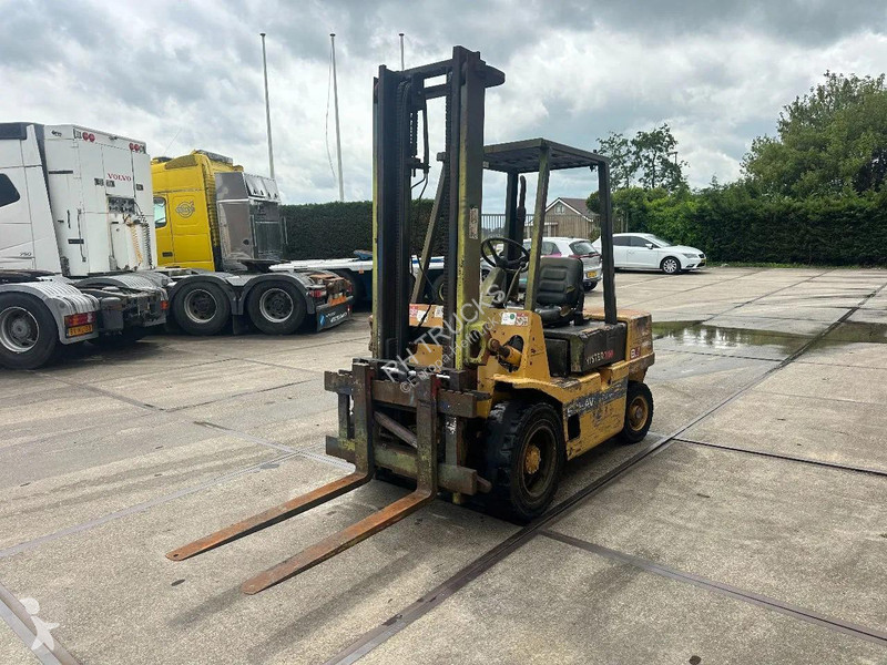 رافعة شوكية Hyster H3.00XL 3 TON