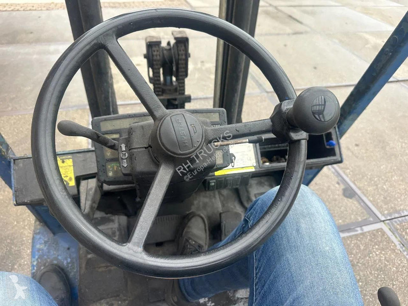 رافعة شوكية Hyster H3.00XM - 3 TON