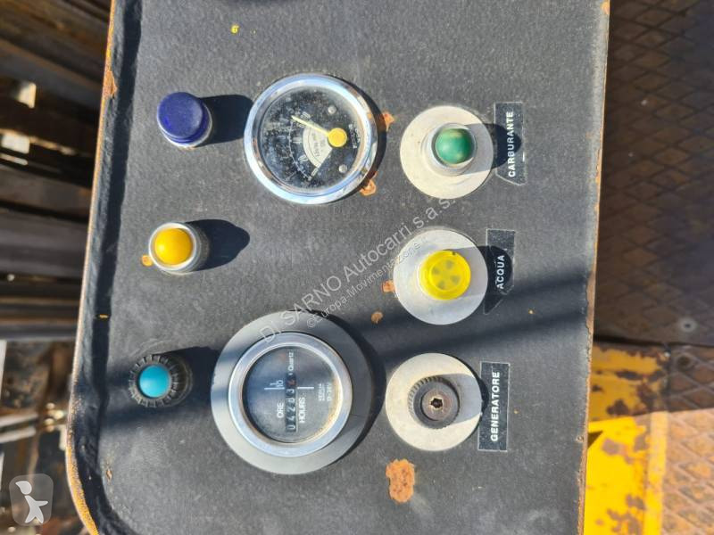 رافعة شوكية Detas DTA125