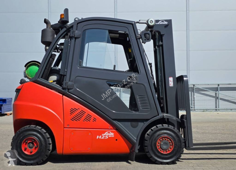 Vysokozdvižný vozík Linde H 25 T - 02  AIRCO...