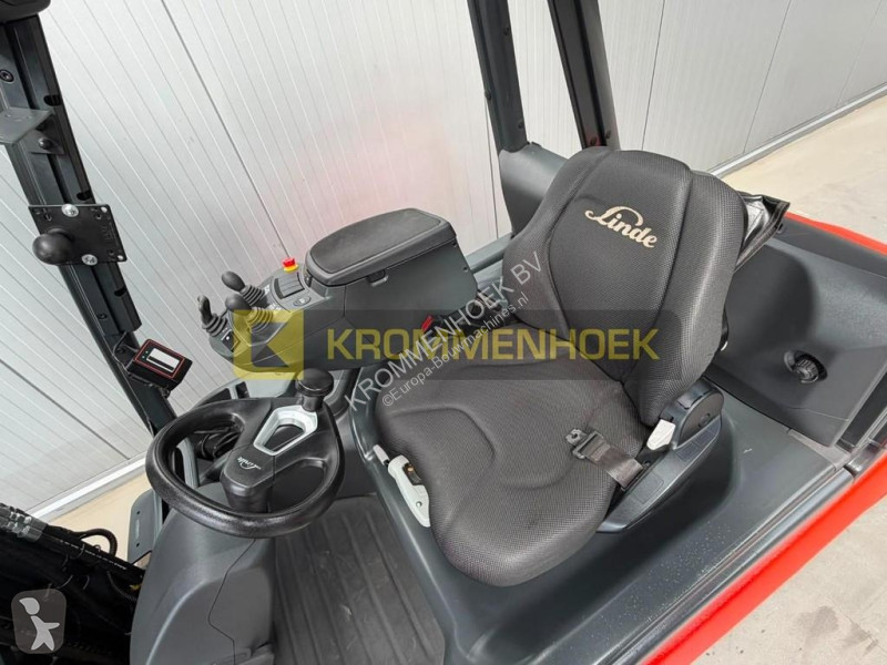 رافعة شوكية Linde E 30 L