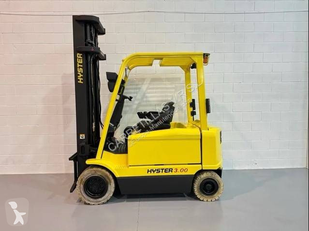 رافعة شوكية Hyster J3.00XM