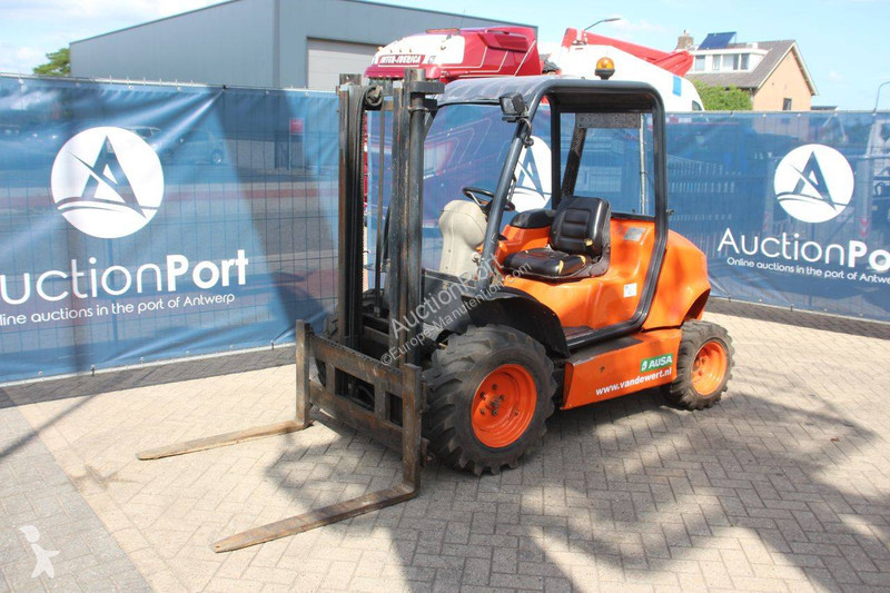 Chariot élévateur Ausa CH-150 X4
