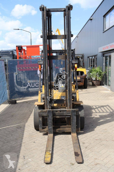 Carretilla elevadora Caterpillar DP30