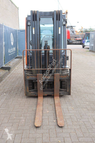 Teleskopický manipulátor Doosan D30S-5
