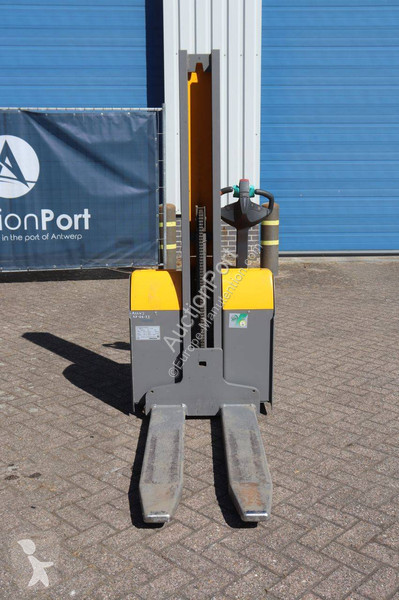 Carretilla elevadora Jungheinrich EMC 110