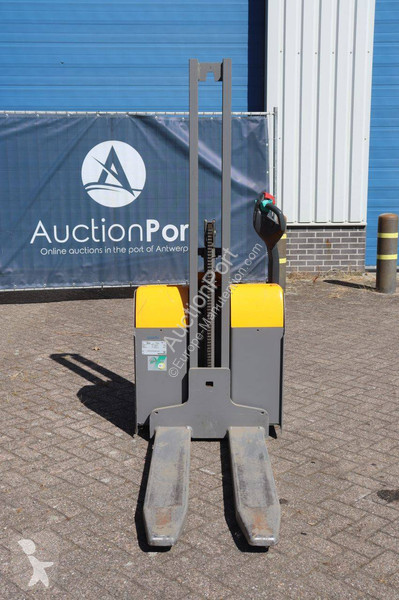 Carretilla elevadora Jungheinrich EMC 110