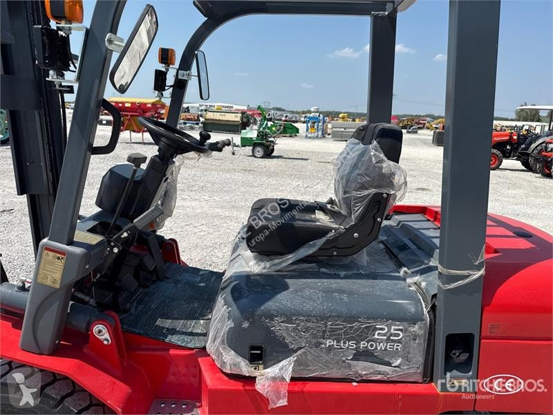 Chariot élévateur Plus Power VTDD 25