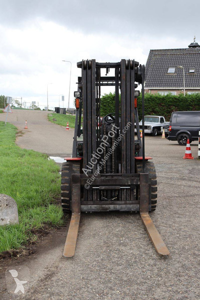 Навантажувач вилковий Caterpillar DP40