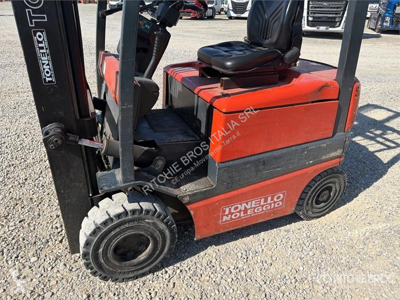 Empilhador elevador Toyota FBMF16 1600 kg...