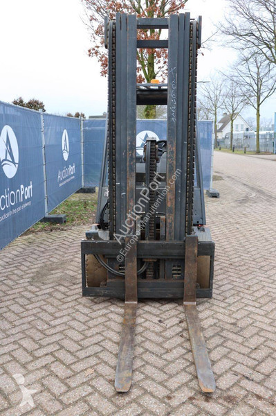 Carretilla elevadora Linde E30-01