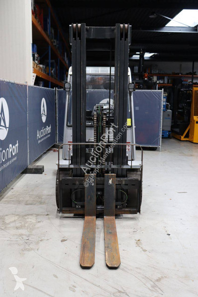Chariot élévateur Still RCD 35 Plus