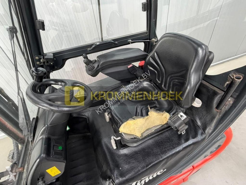 Chariot élévateur Linde E 20 P-02