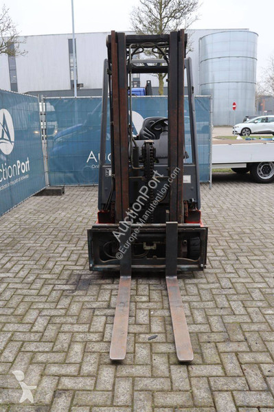 Chariot élévateur Linde E16P