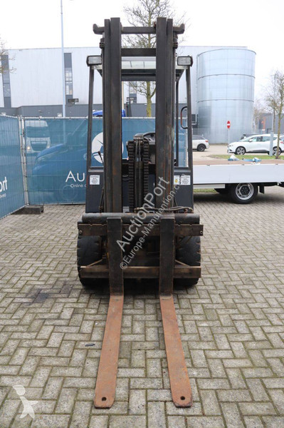 Chariot élévateur Still R60-40