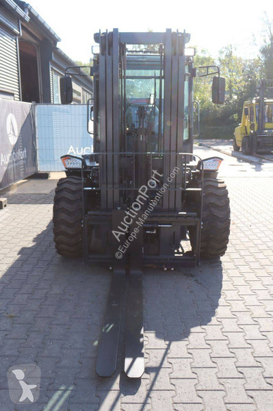 Chariot élévateur  CPC35