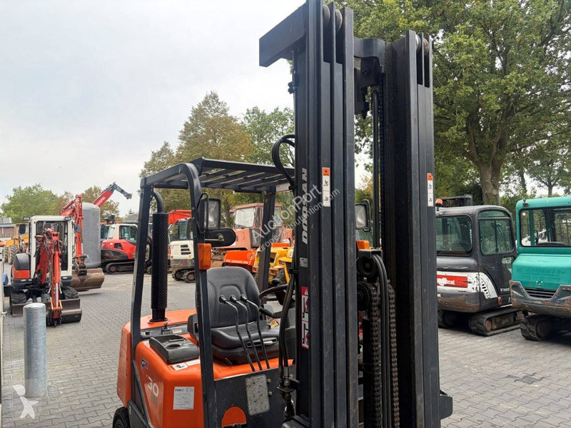 Chariot élévateur Doosan B30G