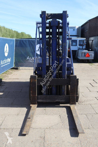 رافعة شوكية Clark C500-10