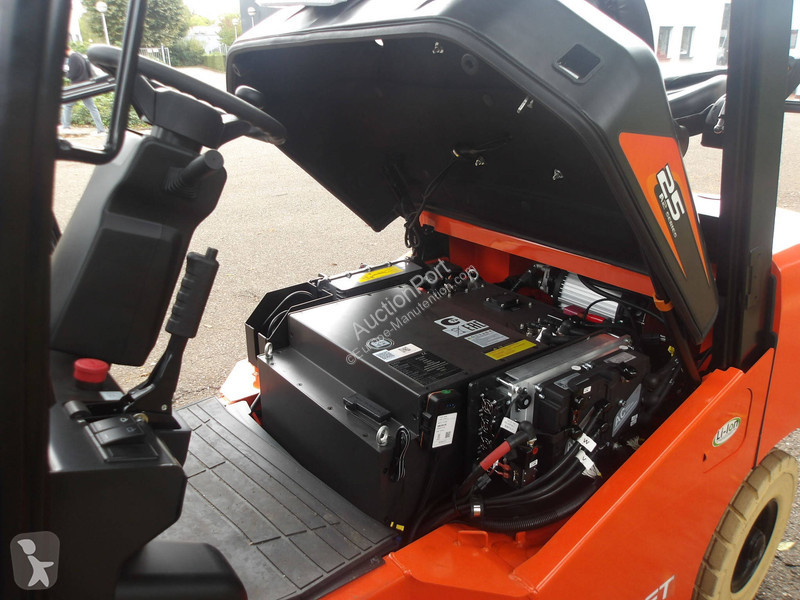 Carretilla elevadora Noblelift CPD25