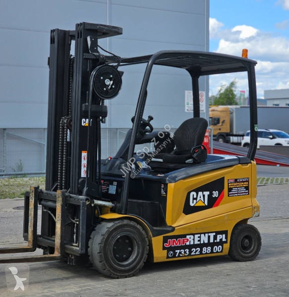 Chariot élévateur Caterpillar EP 30 CN