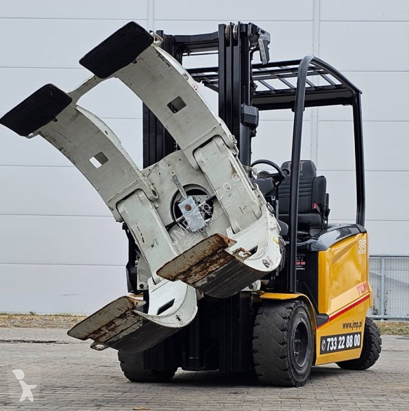 Chariot élévateur Caterpillar EP 35N HIGH SPEC...