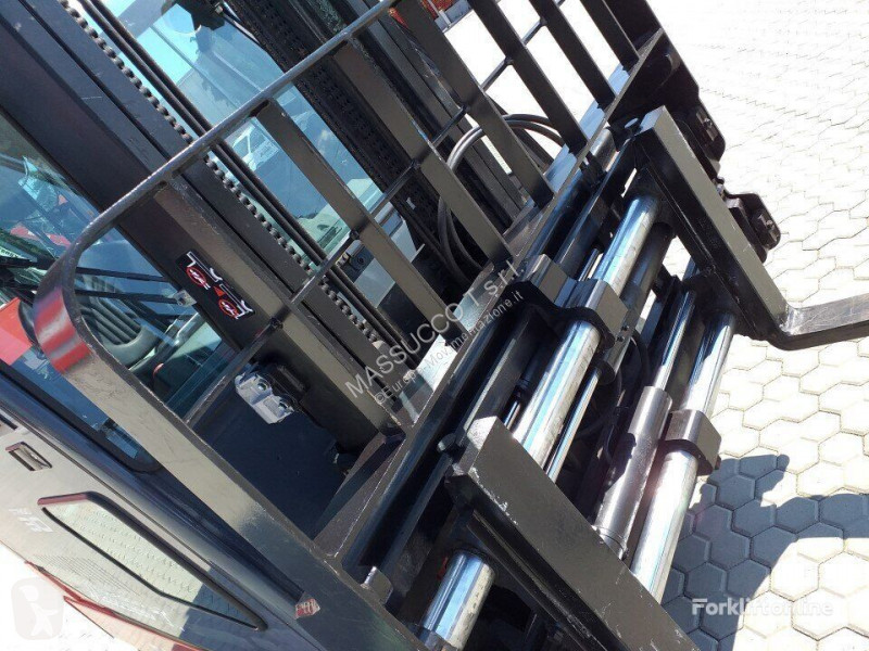 Carrello elevatore Toyota 8FBMT30
